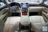 Lexus LS AWD 2011.  12