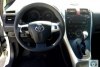 Toyota Auris  2011.  7