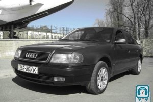 Audi 100  1993 524575