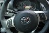 Toyota Yaris  2011.  12