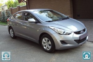 Hyundai Elantra  2012 534551