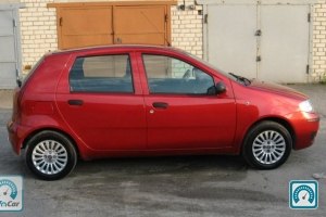 Fiat Punto DINAMIC 2011 535217
