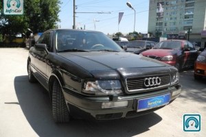 Audi 80  1993 536250