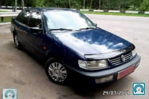 Volkswagen Passat   1995 537678