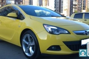 Opel Astra GTC 2012 539998