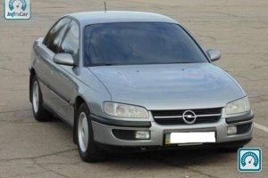 Opel Omega  1995 551639