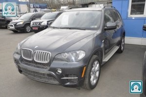 BMW X5  2011 554936