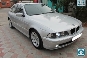 BMW 5 Series TDS 2003 557025