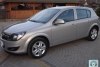 Opel Astra  2010.  3