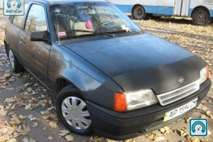 Opel Kadett  1991 561543