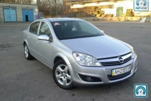 Opel Astra  2008 563813