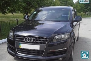 Audi Q7  2007 563856