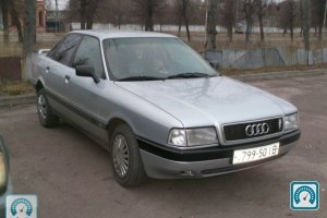 Audi 80  1990 565022