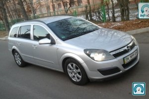 Opel Astra  2007 565337