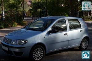 Fiat Punto  2010 566880