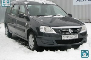 Renault Logan MCV 2012 575416