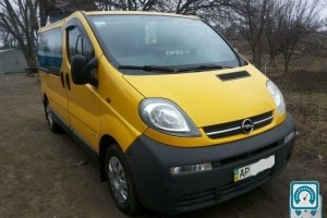 Opel Vivaro  2004 584047
