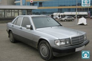 Mercedes 190  1992 585079