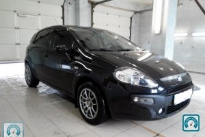 Fiat Grande Punto EVO 2011 585160