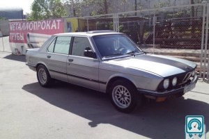 BMW 5 Series  1987 603135