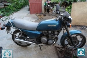 Kawasaki J  1990 608589