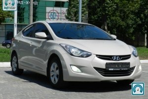 Hyundai Elantra  2012 612104
