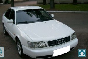 Audi 100 -4--6 1992 619582
