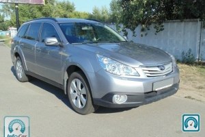 Subaru Outback 2,5 2011 620543
