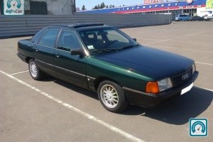 Audi 100  1990 620754