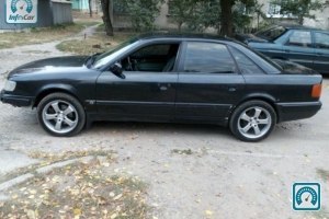 Audi 100  1991 621513