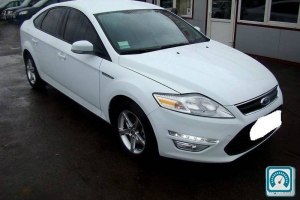 Ford Mondeo  2014 635786