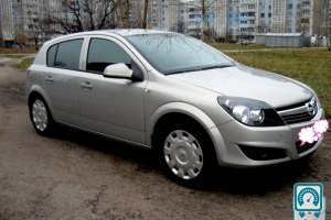 Opel Astra Z 1.6 XER MT 2011 638744