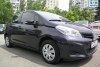 Toyota Yaris 1.0 2012.  3
