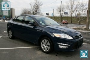Ford Mondeo  2013 650324