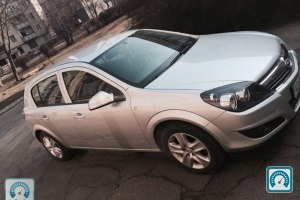 Opel Astra  2012 656081
