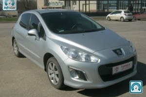 Peugeot 308  2012 663634