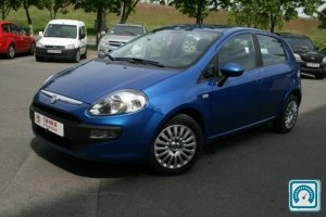 Fiat Punto  2011 666536