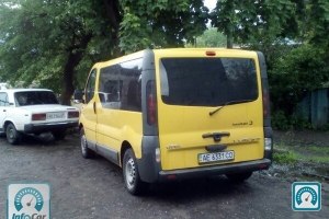 Opel Vivaro  2003 669998