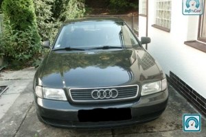 Audi A4  1996 670003