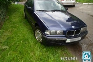 BMW 3 Series  1993 670589