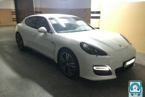 Porsche Panamera GTS 2012 671660