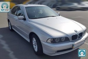 BMW 5 Series 530d 2003 673296