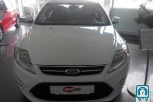 Ford Mondeo  2011 673464