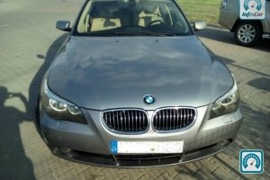 BMW 5 Series  2006 674591