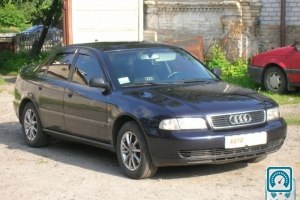 Audi A4  1996 674645