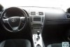 Toyota Avensis  2012.  6