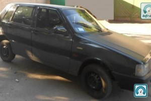Fiat Uno  1984 677784