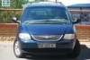 Chrysler Town & Country Limited AWD 2001.  12