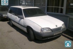 Opel Omega  1987 679034