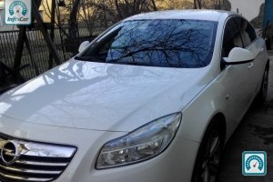 Opel Insignia  2012 681089
